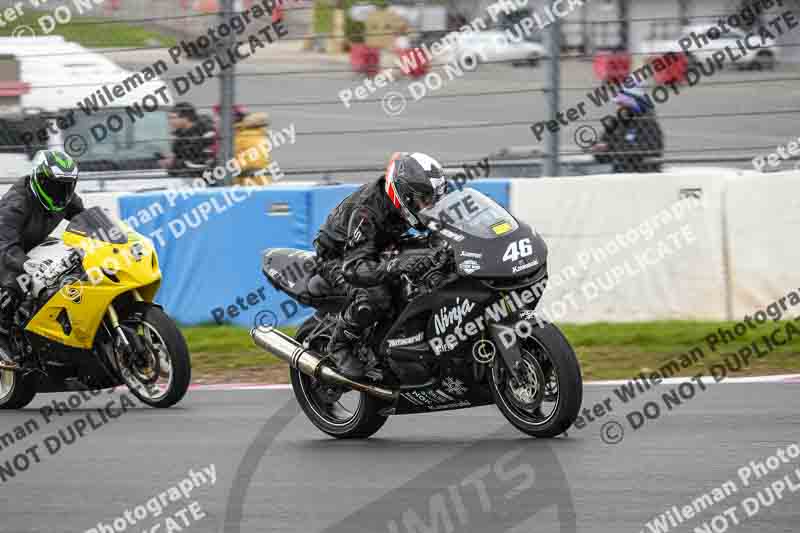 donington no limits trackday;donington park photographs;donington trackday photographs;no limits trackdays;peter wileman photography;trackday digital images;trackday photos